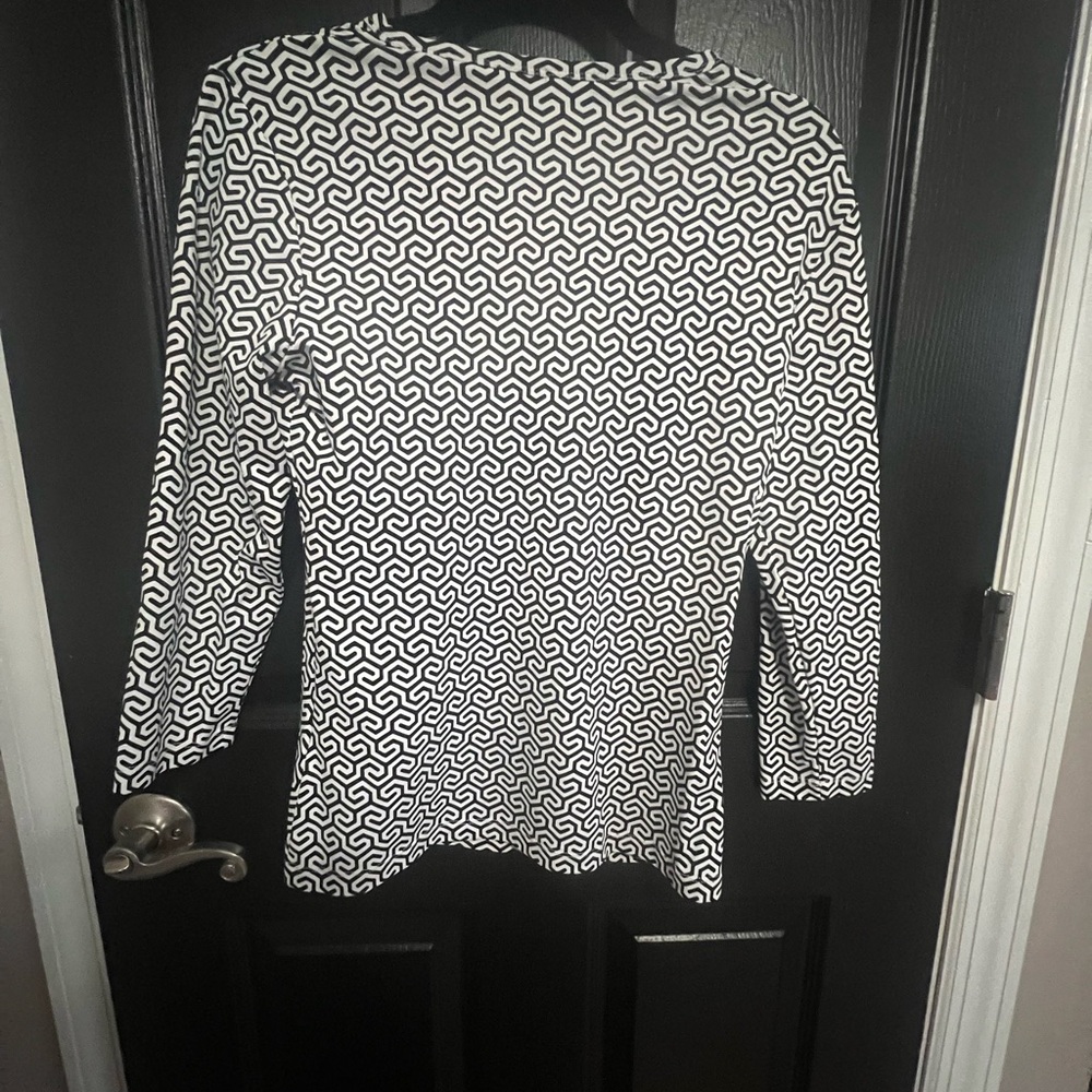 Dressy top - Picture 4 of 5